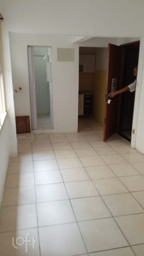 Image 1 - 265220